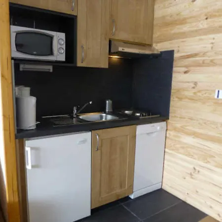Studio 5 Pers. Lumineux A 100M Des Pistes Avec Balcon, Casier A Skis Et Animaux Acceptes - Fr-1-405-51 Alpe d'Huez Exterior photo